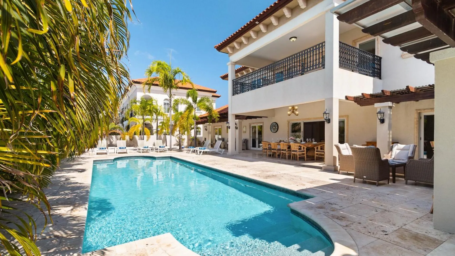 Upscale Ocean View Villa With Pool Outdoor Kitchen Palm Beach