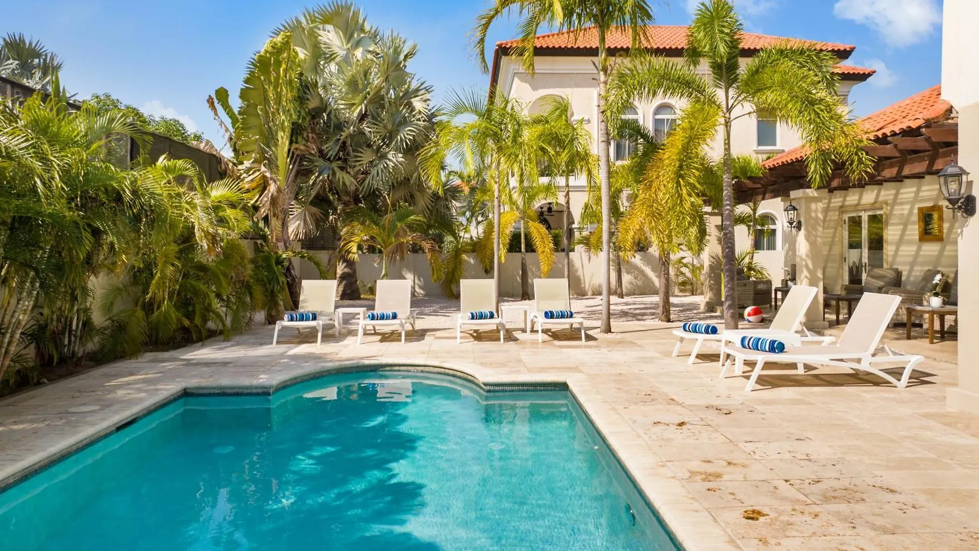 Upscale Ocean View Villa With Pool Outdoor Kitchen Palm Beach