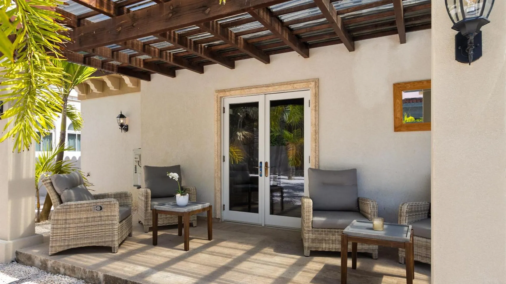 Upscale Ocean View Villa With Pool Outdoor Kitchen Palm Beach