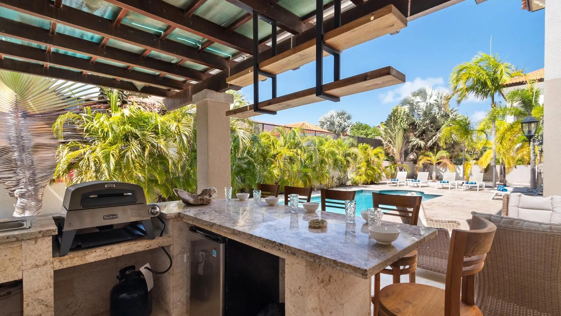 Upscale Ocean View Villa With Pool Outdoor Kitchen Palm Beach
